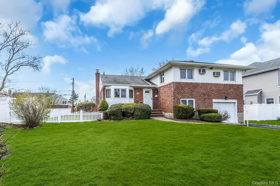 85 Audrey Avenue, Plainview, NY 11803 - #2