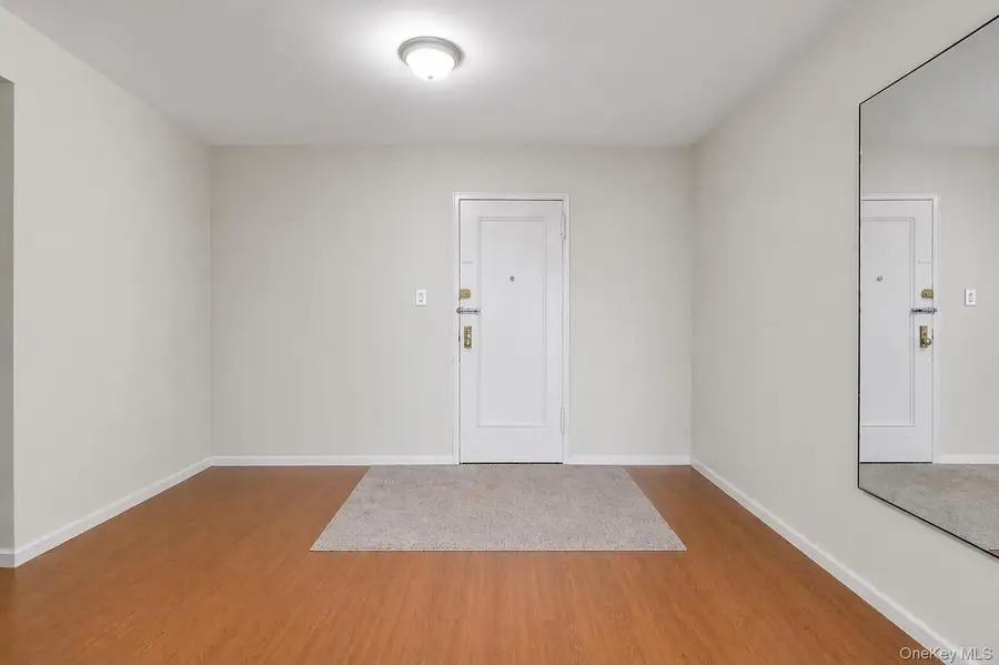 143-50 Hoover Avenue #304, Briarwood, NY 11435 - #2