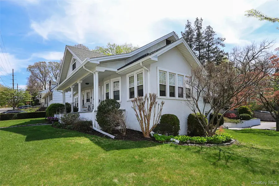 101A Glenwood Road, Glenwood Landing, NY 11547 - #3