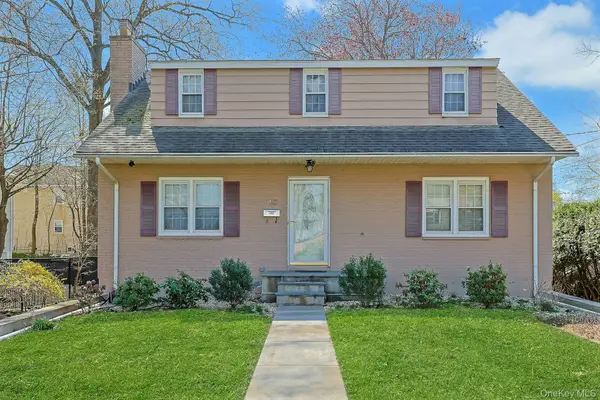 43 John Alden Road, New Rochelle, NY 10801