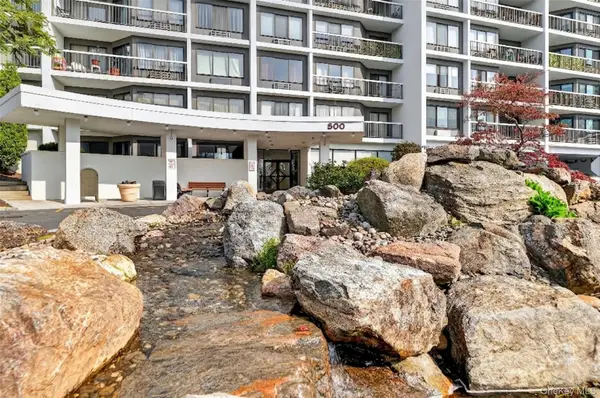 500 High Point #PH6, Hartsdale, NY 10530