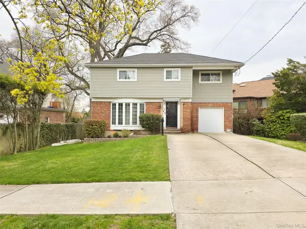 241-11 52 Avenue, Douglaston, NY 11362