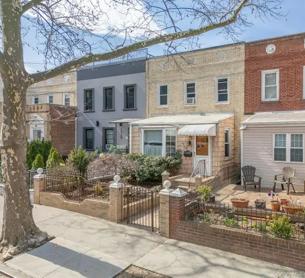 1918 Ditmars Boulevard, Astoria, NY 11105