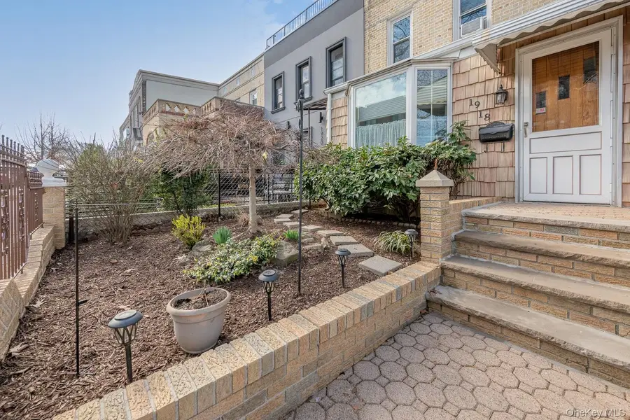 1918 Ditmars Boulevard, Astoria, NY 11105 - #3