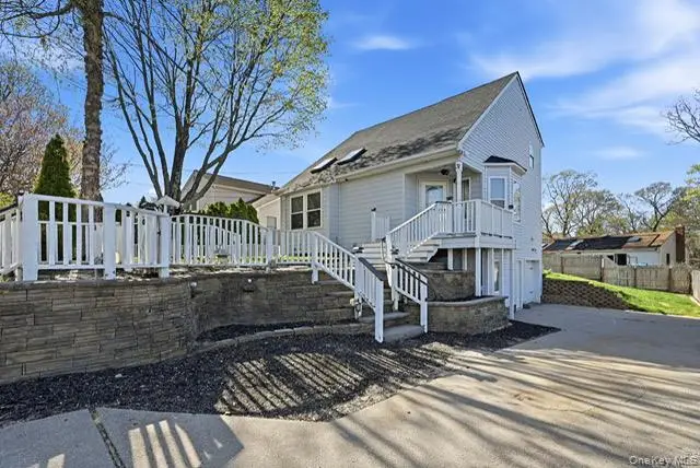 31 Sayville Road, Sound Beach, NY 11789 - #1