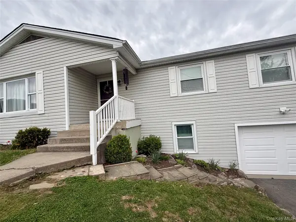 17 Regina Road, Highland Falls, NY 10928