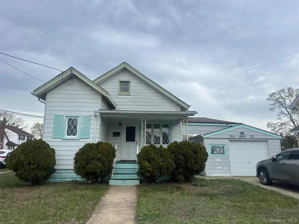 462 Pearl Street, Oceanside, NY 11572 - #1