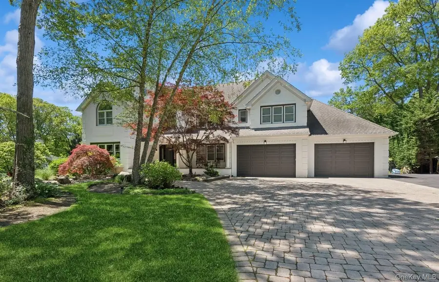 10 Colonial Drive, Smithtown, NY 11787 - #2