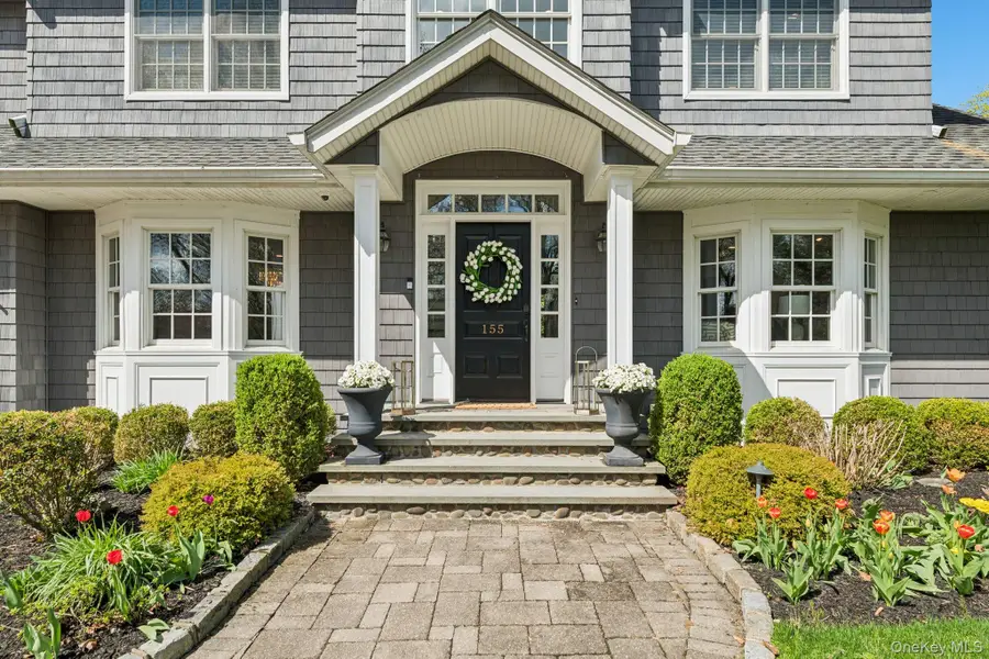 155 Bengeyfield Drive, East Williston, NY 11596 - #3