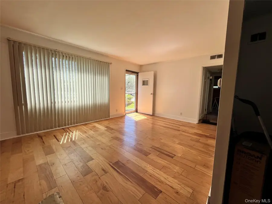 2 Gardner Street, Newburgh, NY 12550 - #3