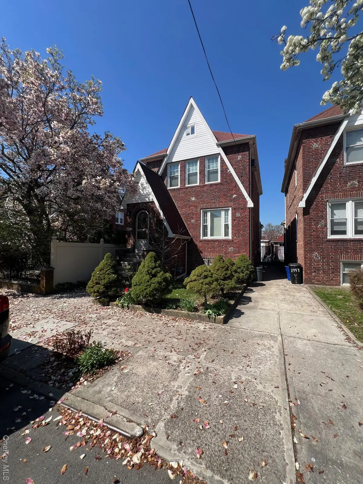 2445 Yates Avenue, Bronx, NY 10469 - #1