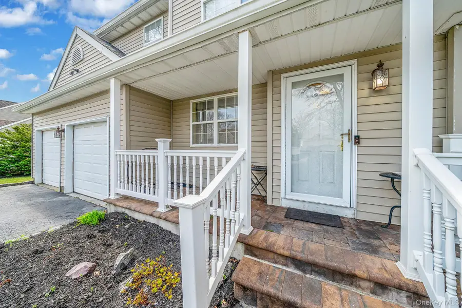 92 Old Selden Stage Road, Selden, NY 11784 - #3