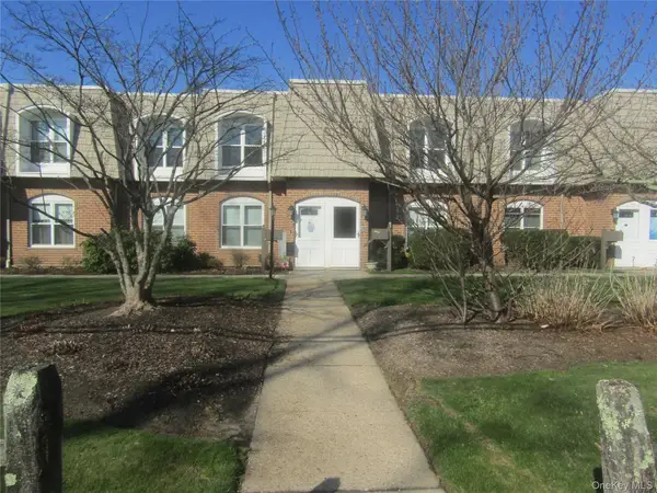 175 Main Avenue #156, Wheatley Heights, NY 11798