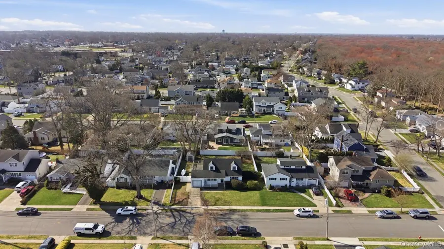 120 Willow Street, Massapequa Park, NY 11762 - #3