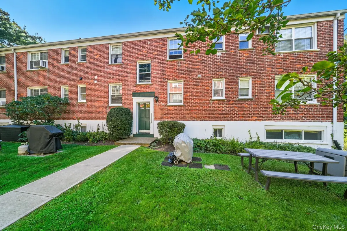 31 Fieldstone Drive #D1, Hartsdale, NY 10530 - #1