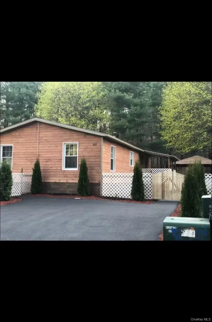 68 Oxford Circle, Fallsburg, NY 12759 - #1