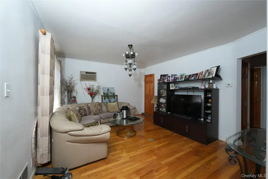 368 Merrifield Avenue, Oceanside, NY 11572 - #2