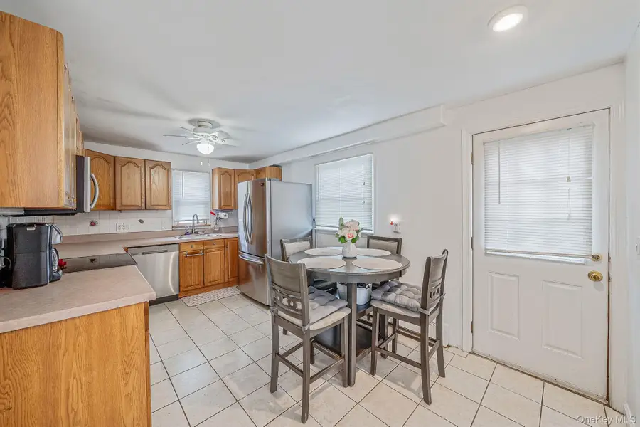 72 Crown Street, Deer Park, NY 11729 - #2