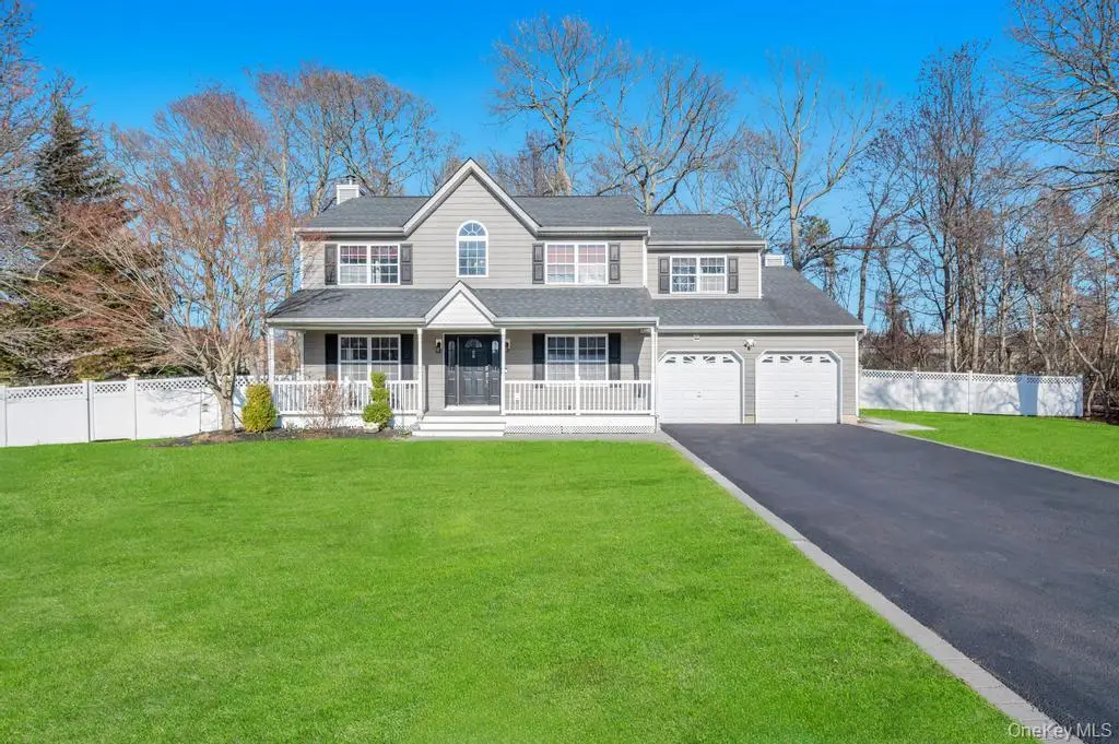 29 Harwood Way, Coram, NY 11727 - #1