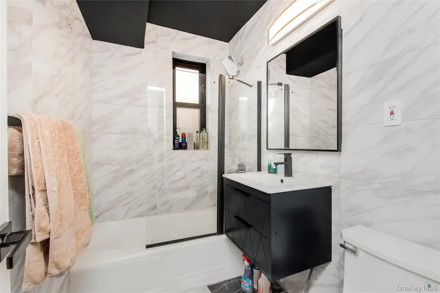 75 W 238th Street #3H, Bronx, NY 10463 - #3