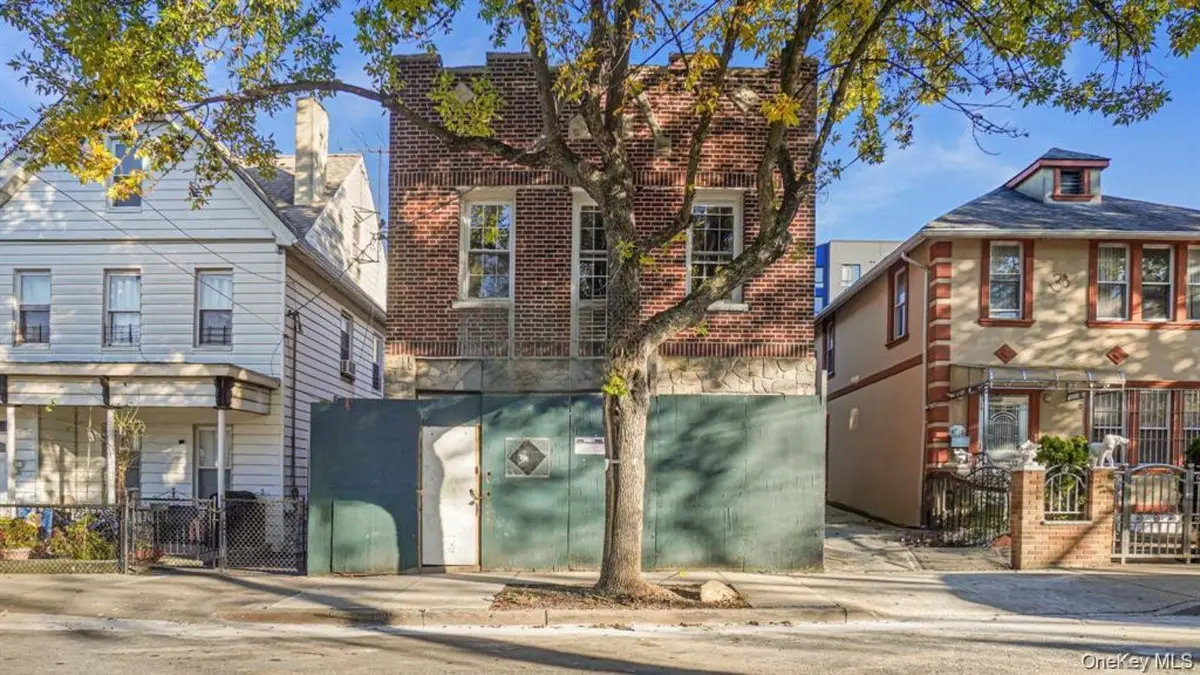 4518 Richardson Avenue, Bronx, NY 10470 - #1