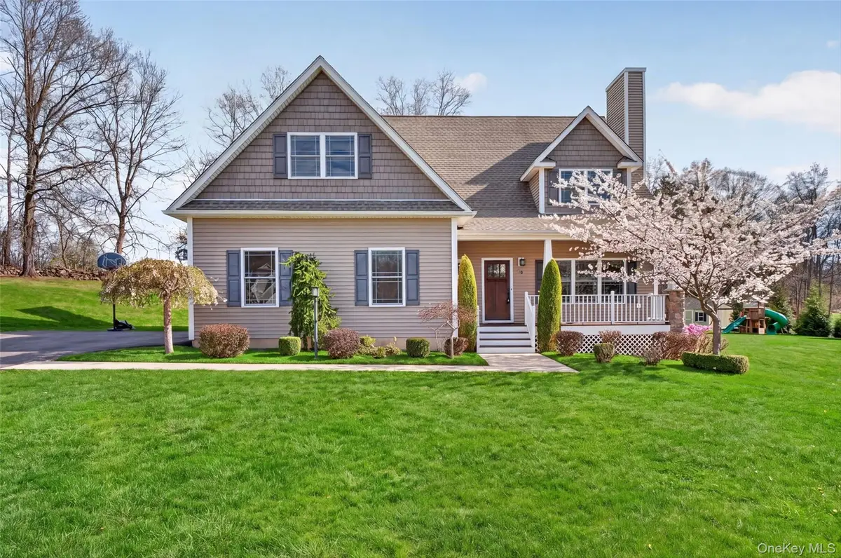 11 Country Glen, Fishkill, NY 12524 - #1