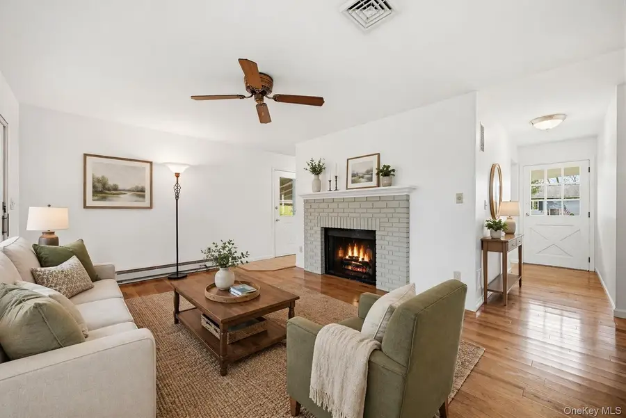 11 Hidden View Drive, Walden, NY 12586 - #2