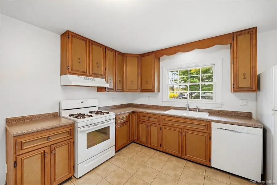 11 Hidden View Drive, Walden, NY 12586 - #3