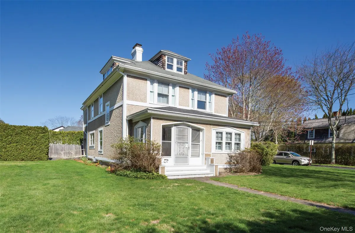 80 Lewis Street, Southampton, NY 11968 - #1