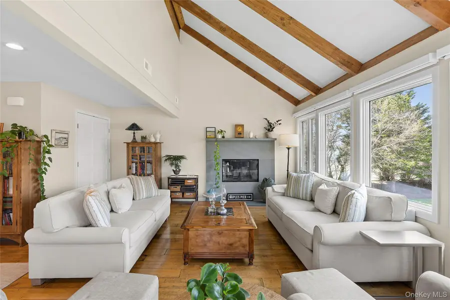 4 Meadow Lane, Westhampton Beach, NY 11978 - #2