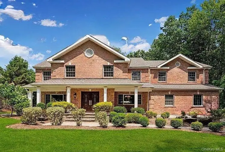 9 Arista Court, Dix Hills, NY 11746 - #1