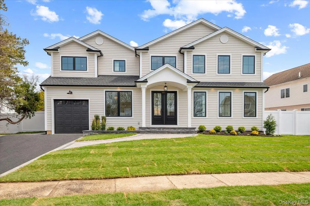 2 Winters Court, Plainview, NY 11803 - #1