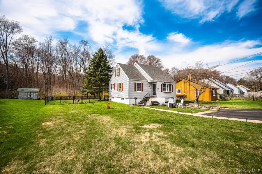 36 Edgewood Road, Cortlandt Manor, NY 10567 - #2