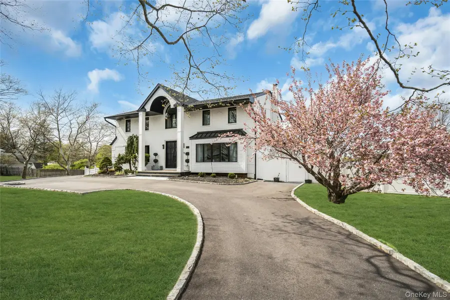 25 Quintree Lane, Melville, NY 11747 - #2