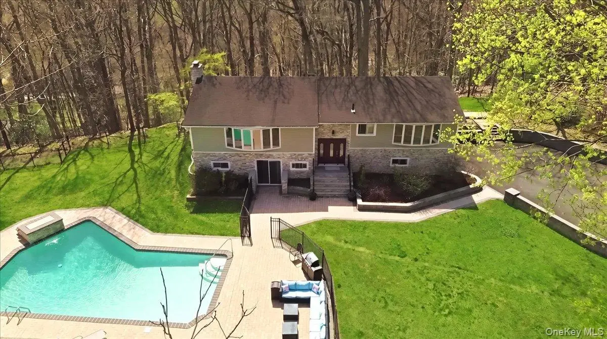 263 Oyster Bay Road, Mill Neck, NY 11765 - #1