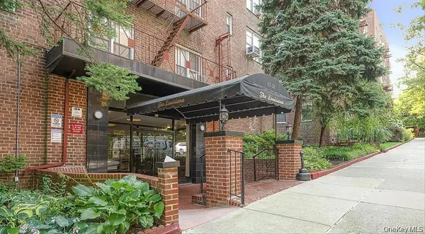 67-30 Clyde Street #5B, Forest Hills, NY 11375