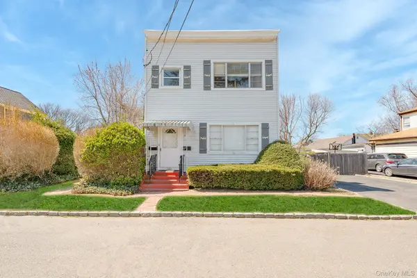 183 S 7th Street, Lindenhurst, NY 11757