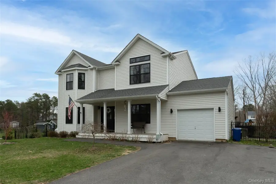 140 Gull Dip Road, Ridge, NY 11961 - #2