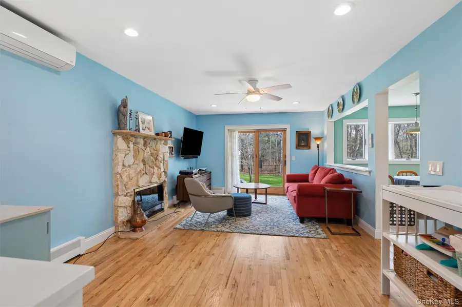 77 Drew Drive, Eastport, NY 11941 - #2