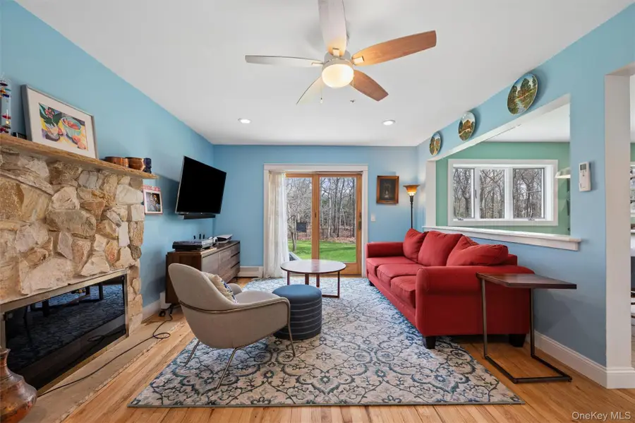 77 Drew Drive, Eastport, NY 11941 - #3