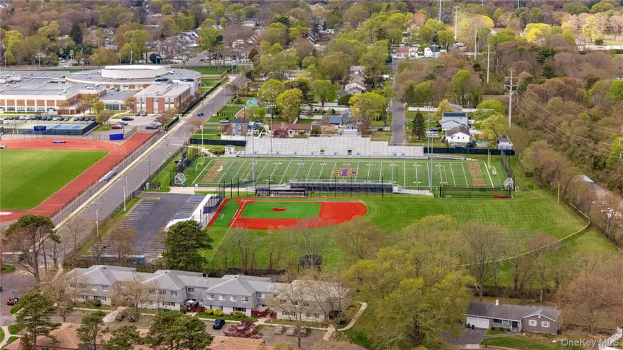 142 Feller Drive, Central Islip, NY 11722 - #2