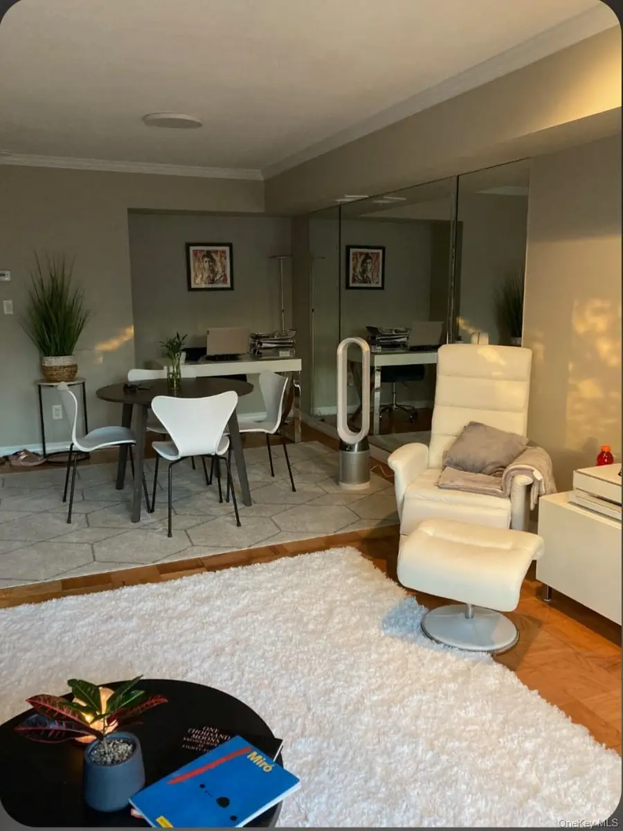 311 Mariners Way, Copiague, NY 11726 - #2