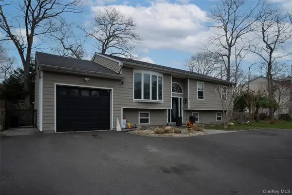 131 Clinton Avenue, Mastic, NY 11950