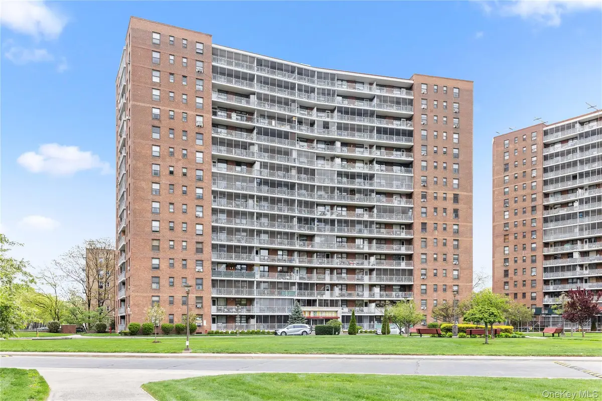 61-35 98 Street #12M, Rego Park, NY 11374 - #1