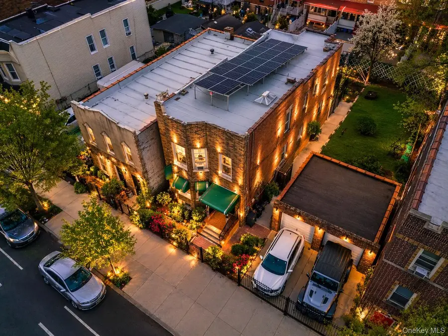 918 E 216th Street, Bronx, NY 10469 - #2