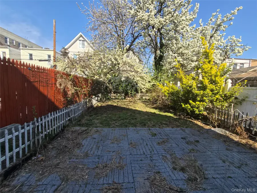 9119 110th Street, Richmond Hill, NY 11418 - #2