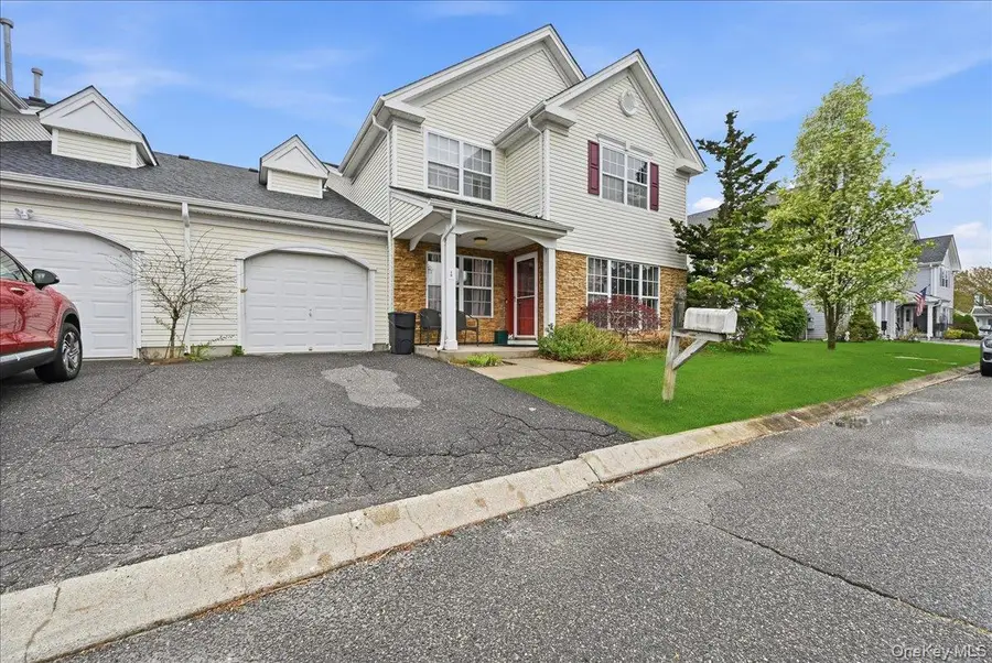 10 Casey Lane, Middle Island, NY 11953 - #2