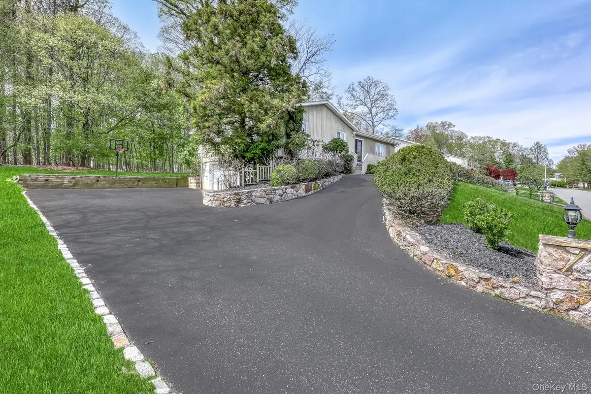 17 Brookline Way, New City, NY 10956 - #1