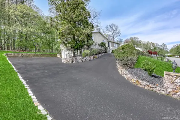 17 Brookline Way, New City, NY 10956