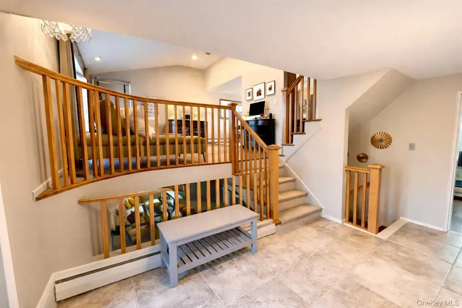 287 Birchwood Park Drive, Jericho, NY 11753 - #2